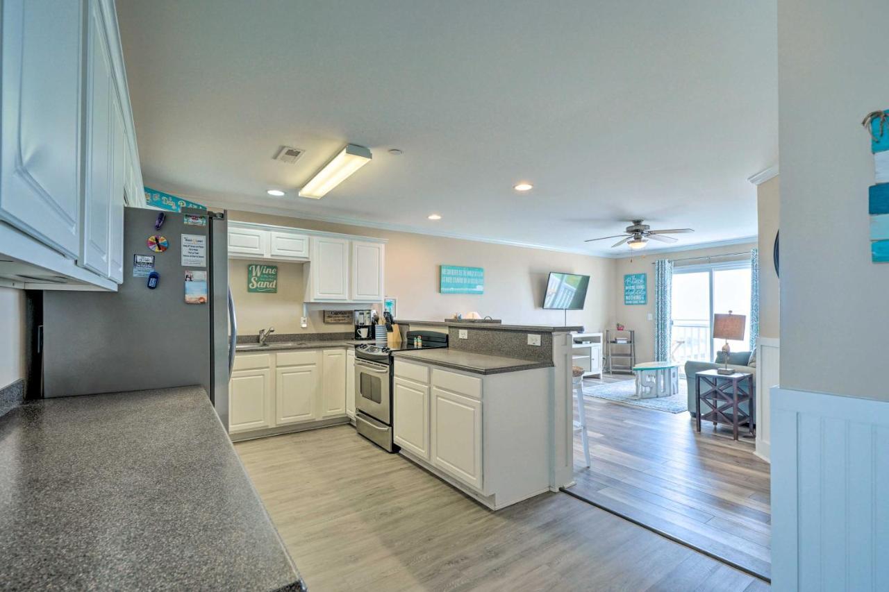 Ocean-View Oak Island Condo, 1 Block To Beach! Eksteriør bilde